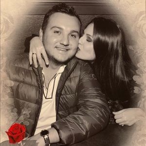 Meet your Posher, Ana